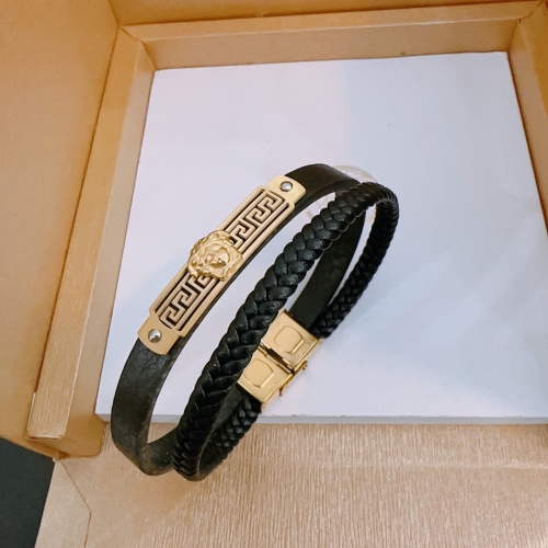 Versace Bracelets #1214956 $42.00 USD, Wholesale Replica Versace Bracelets