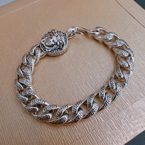 Versace Bracelets #1215017 $60.00 USD, Wholesale Replica Versace Bracelets