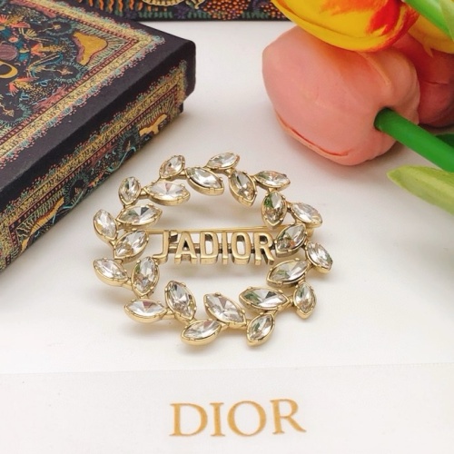 Replica Christian Dior Brooches For Women #1215335 $29.00 USD for Wholesale