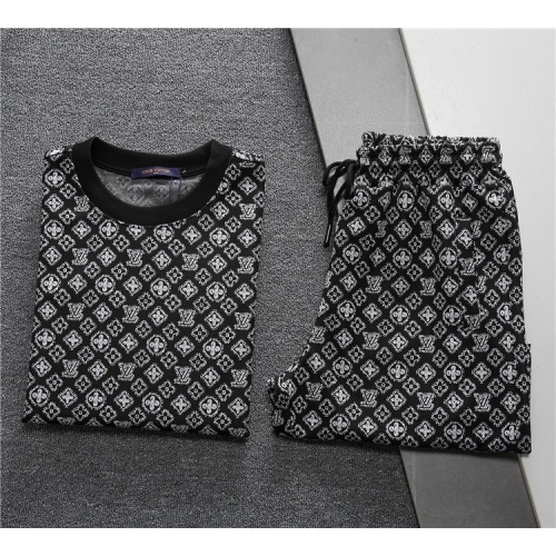 Replica Louis Vuitton LV Tracksuits Short Sleeved For Men #1218905 $48.00 USD for Wholesale