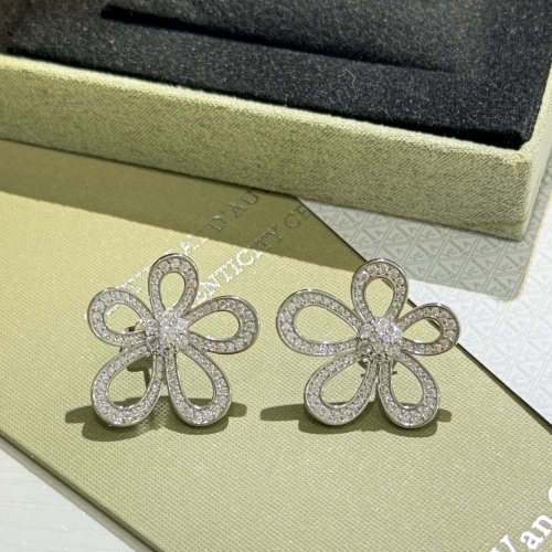 Replica Van Cleef & Arpels Earrings For Women #1219211 $56.00 USD for Wholesale