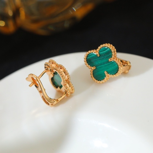 Van Cleef &amp; Arpels Earrings For Women #1219387 $56.00 USD, Wholesale Replica Van Cleef &amp; Arpels Earrings