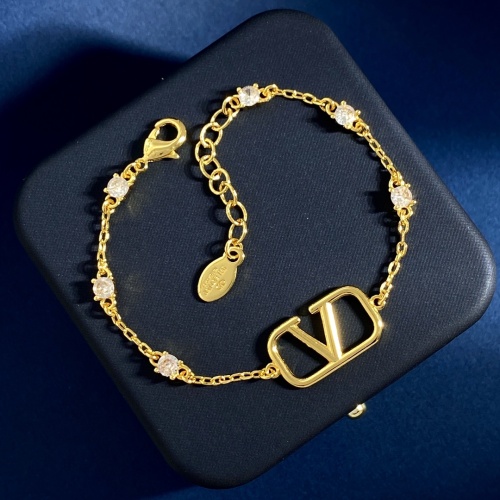 Valentino Bracelets #1219834 $29.00 USD, Wholesale Replica Valentino Bracelets