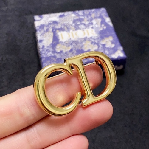 Replica Christian Dior Brooches For Women #1219927 $27.00 USD for Wholesale