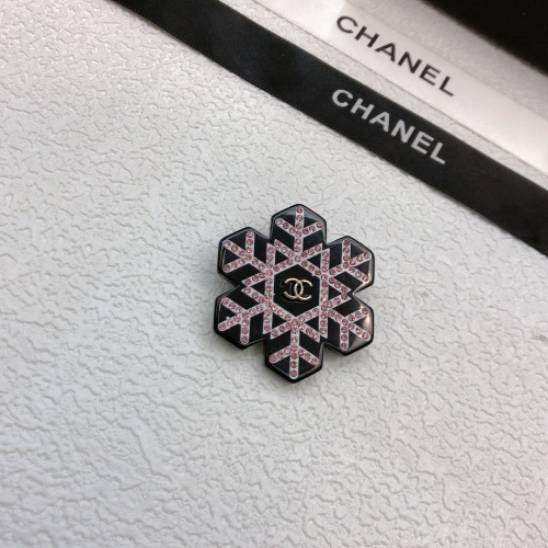 Chanel Brooches For Women #1219935 $32.00 USD, Wholesale Replica Chanel Brooches