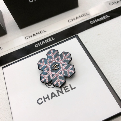 Replica Chanel Brooches For Women #1219935 $32.00 USD for Wholesale