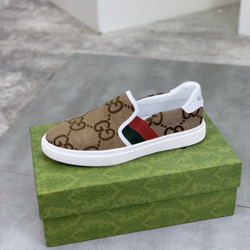 Replica Gucci Casual Shoes For Men #1221239 $72.00 USD for Wholesale