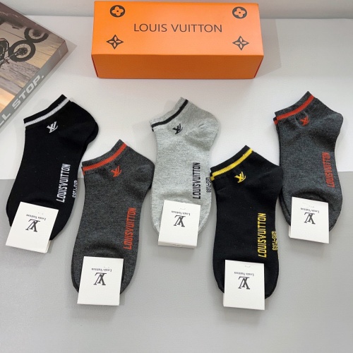 Replica Louis Vuitton LV Socks #1221960 $27.00 USD for Wholesale