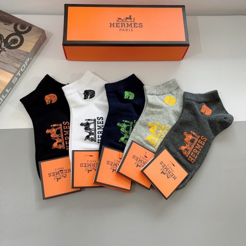 Replica Hermes Socks #1222120 $27.00 USD for Wholesale