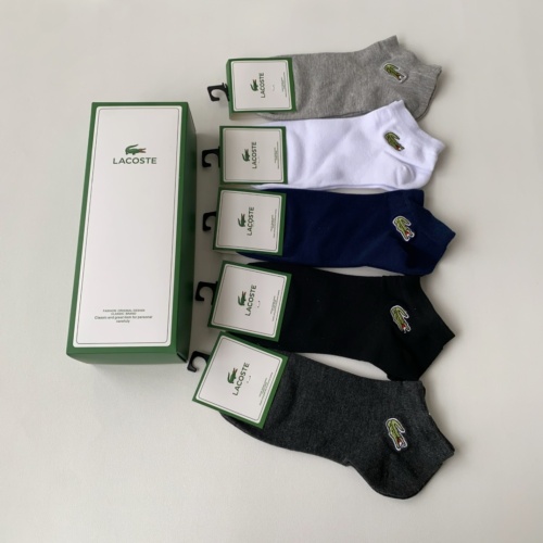 Replica Lacoste Socks #1222204 $27.00 USD for Wholesale