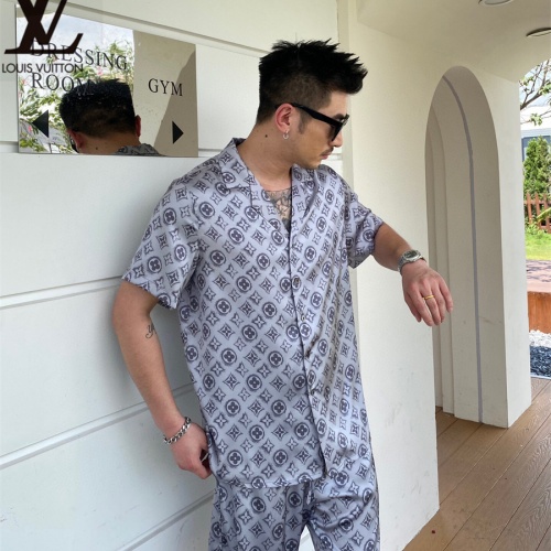 Replica Louis Vuitton LV Tracksuits Short Sleeved For Men #1222574 $72.00 USD for Wholesale