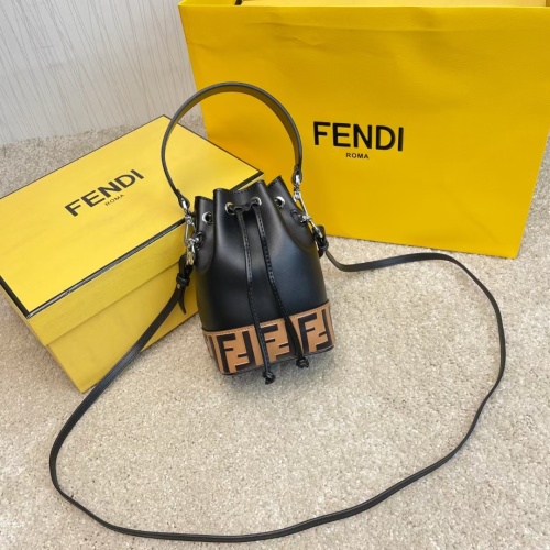 Fendi AAA Quality Messenger Bags For Women #1223325 $88.00 USD, Wholesale Replica Fendi AAA Messenger Bags