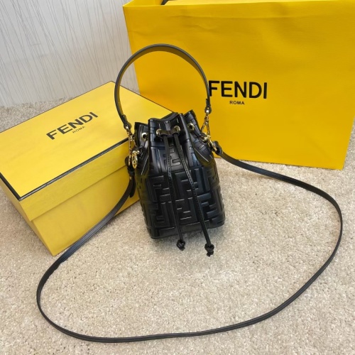 Fendi AAA Quality Messenger Bags For Women #1223329 $88.00 USD, Wholesale Replica Fendi AAA Messenger Bags