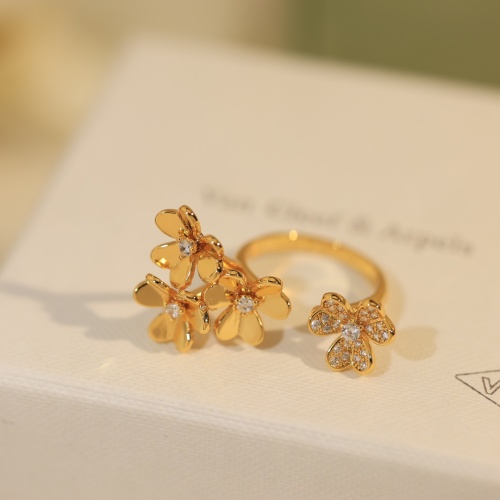 Van Cleef &amp; Arpels Rings For Women #1223330 $32.00 USD, Wholesale Replica Van Cleef &amp; Arpels Rings