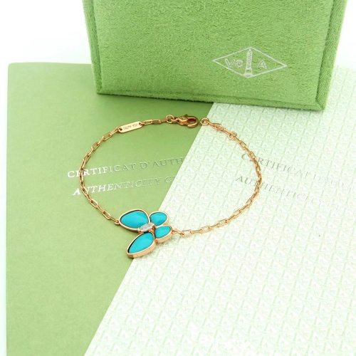 Van Cleef &amp; Arpels Bracelets For Women #1223389 $27.00 USD, Wholesale Replica Van Cleef &amp; Arpels Bracelets