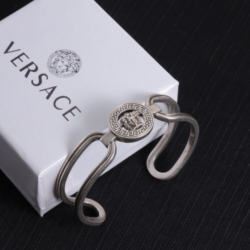 Versace Bracelets #1223581 $29.00 USD, Wholesale Replica Versace Bracelets