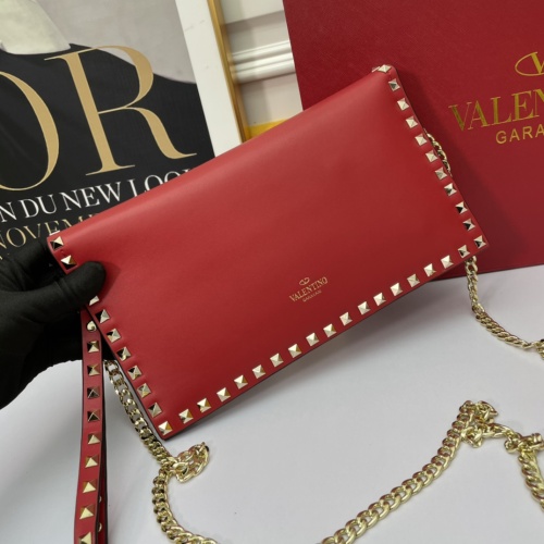 Valentino AAA Quality Messenger Bags For Women #1223715 $96.00 USD, Wholesale Replica Valentino AAA Quality Messenger Bags