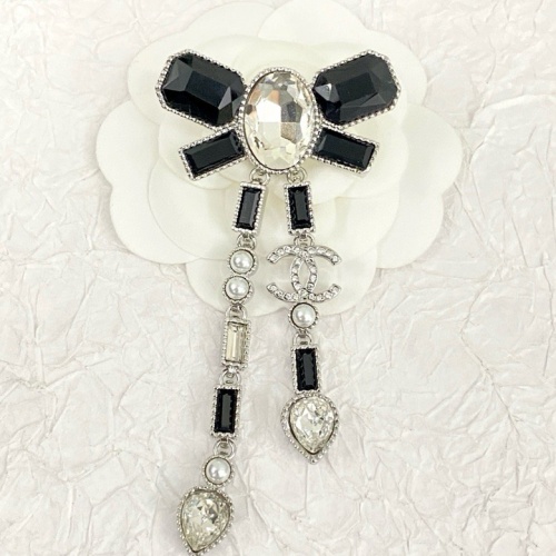 Replica Chanel Brooches For Women #1224001 $40.00 USD for Wholesale