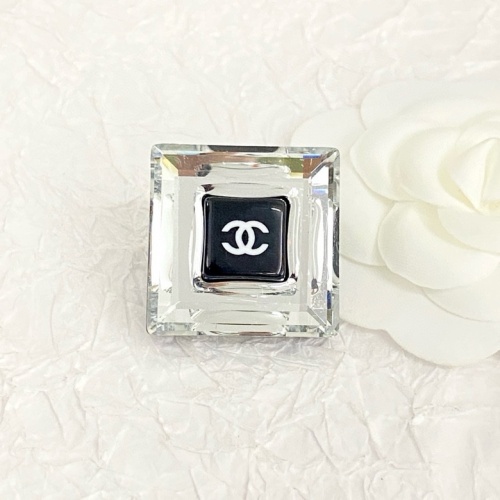 Chanel Brooches For Women #1224037 $32.00 USD, Wholesale Replica Chanel Brooches