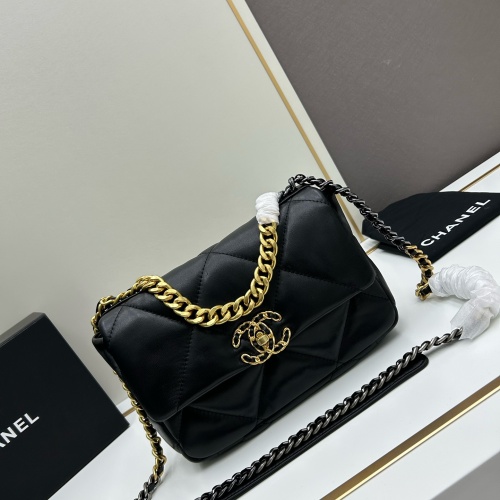 Chanel AAA Quality Messenger Bags For Women #1224044 $96.00 USD, Wholesale Replica Chanel AAA Messenger Bags