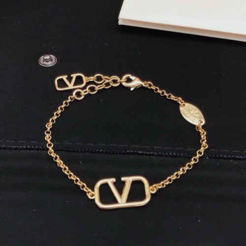 Valentino Bracelets #1224080 $27.00 USD, Wholesale Replica Valentino Bracelets