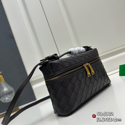 Replica Bottega Veneta BV AAA Quality Messenger Bags For Women #1224184 $96.00 USD for Wholesale