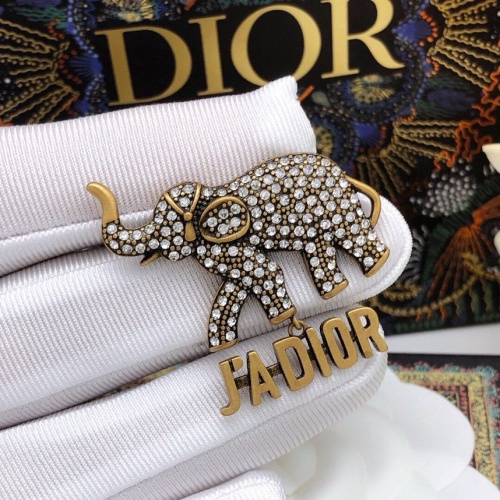 Replica Christian Dior Brooches For Women #1224207 $32.00 USD for Wholesale