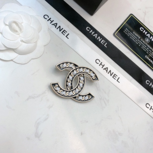 Chanel Brooches For Women #1224457 $29.00 USD, Wholesale Replica Chanel Brooches