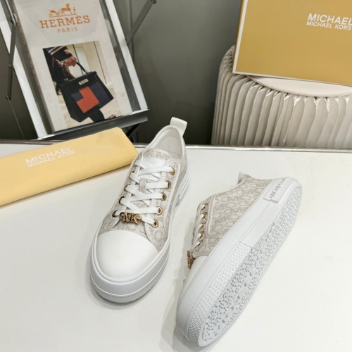 Replica Michael Kors Shoes For Women #1224908 $96.00 USD for Wholesale