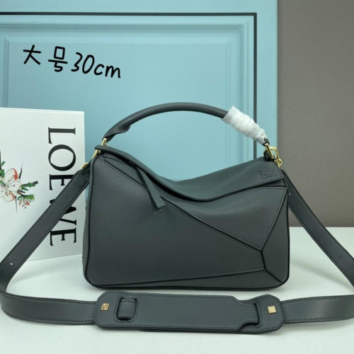 LOEWE AAA Quality Messenger Bags For Women #1225870 $135.00 USD, Wholesale Replica LOEWE AAA Messenger Bags