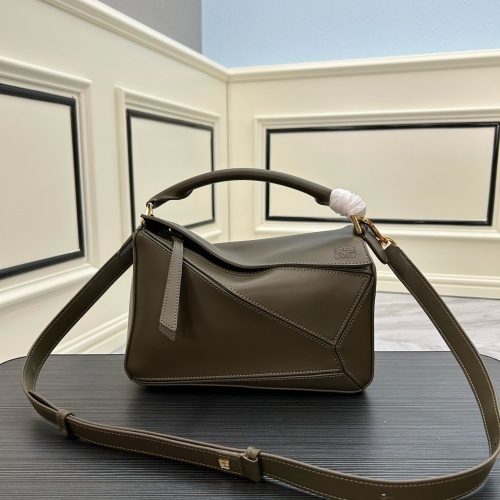 LOEWE AAA Quality Messenger Bags For Women #1225896 $128.00 USD, Wholesale Replica LOEWE AAA Messenger Bags