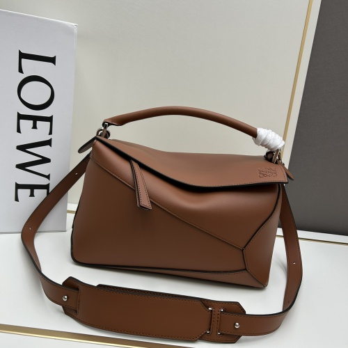 LOEWE AAA Quality Messenger Bags For Women #1225903 $165.00 USD, Wholesale Replica LOEWE AAA Messenger Bags