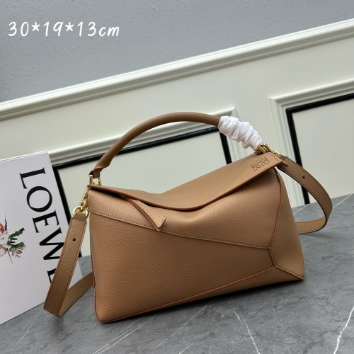 LOEWE AAA Quality Messenger Bags For Women #1225904 $165.00 USD, Wholesale Replica LOEWE AAA Messenger Bags