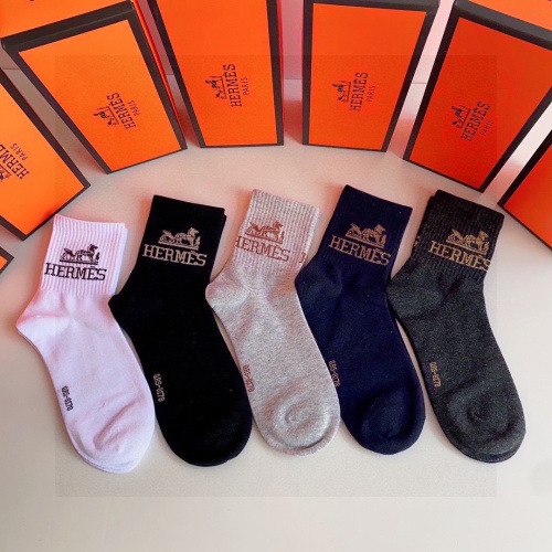 Hermes Socks #1227566 $27.00 USD, Wholesale Replica Hermes Socks