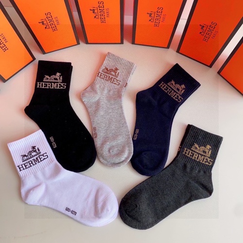 Replica Hermes Socks #1227566 $27.00 USD for Wholesale