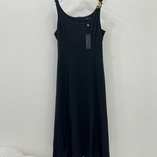 Versace Dresses Sleeveless For Women #1228718 $102.00 USD, Wholesale Replica Versace Dresses