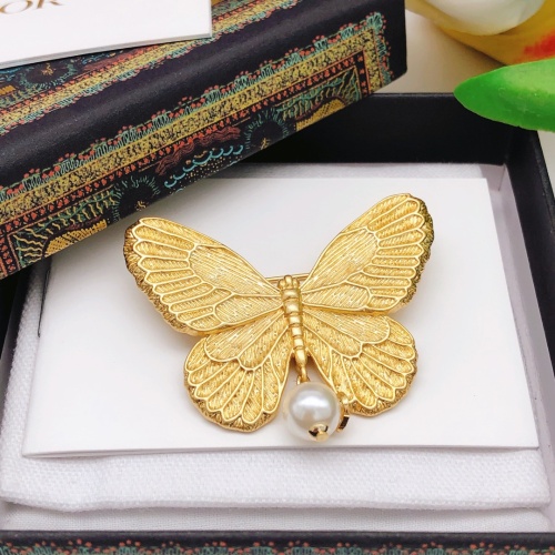 Replica Christian Dior Brooches For Women #1229355 $29.00 USD for Wholesale