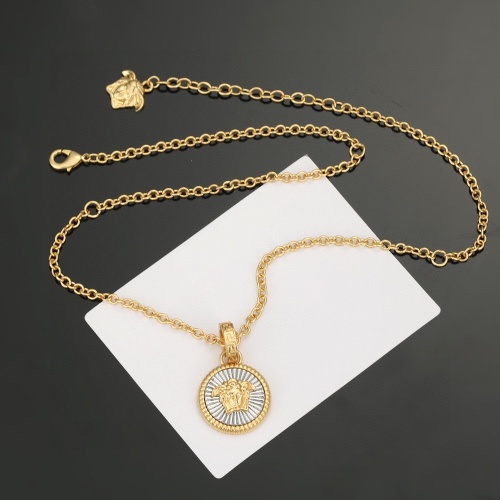 Versace Necklaces #1229512 $29.00 USD, Wholesale Replica Versace Necklaces