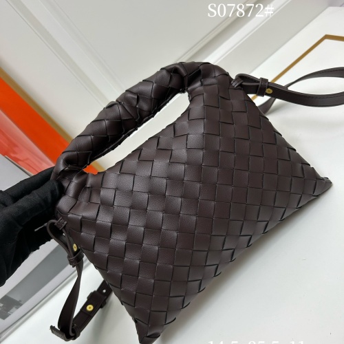 Replica Bottega Veneta BV AAA Quality Messenger Bags For Women #1229771 $98.00 USD for Wholesale