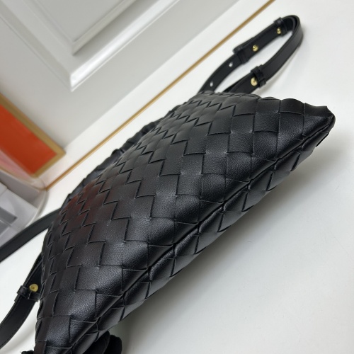 Replica Bottega Veneta BV AAA Quality Messenger Bags For Women #1229772 $98.00 USD for Wholesale