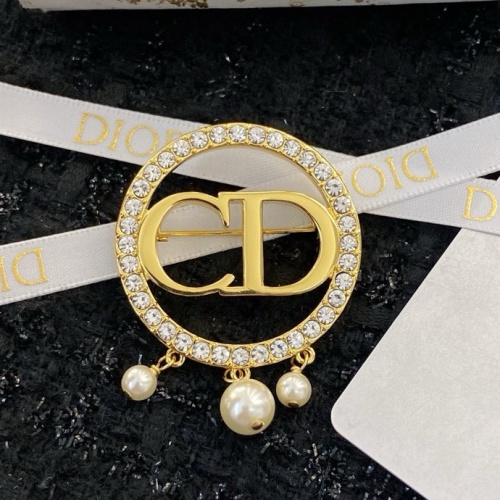 Christian Dior Brooches For Women #1229773 $32.00 USD, Wholesale Replica Christian Dior Brooches