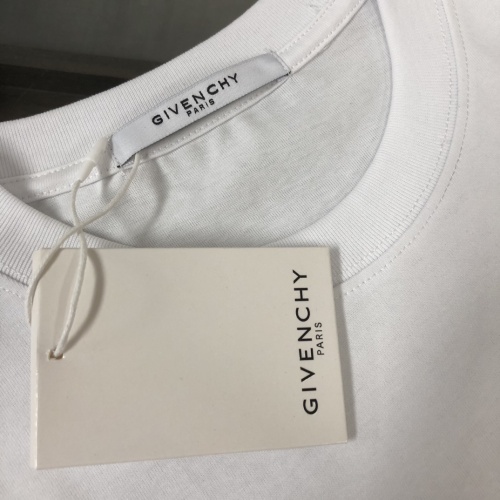 Replica Givenchy T-Shirts Short Sleeved For Unisex #1229854 $39.00 USD for Wholesale