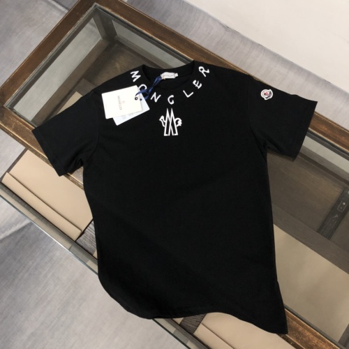 Moncler T-Shirts Short Sleeved For Unisex #1229873 $39.00 USD, Wholesale Replica Moncler T-Shirts