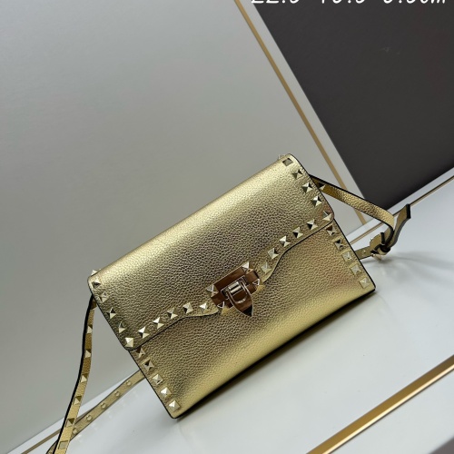 Valentino AAA Quality Messenger Bags For Women #1230040 $96.00 USD, Wholesale Replica Valentino AAA Quality Messenger Bags