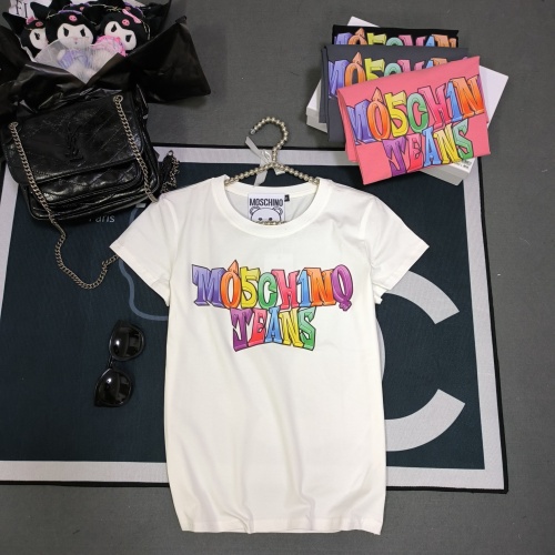 Moschino T-Shirts Short Sleeved For Women #1231048 $32.00 USD, Wholesale Replica Moschino T-Shirts