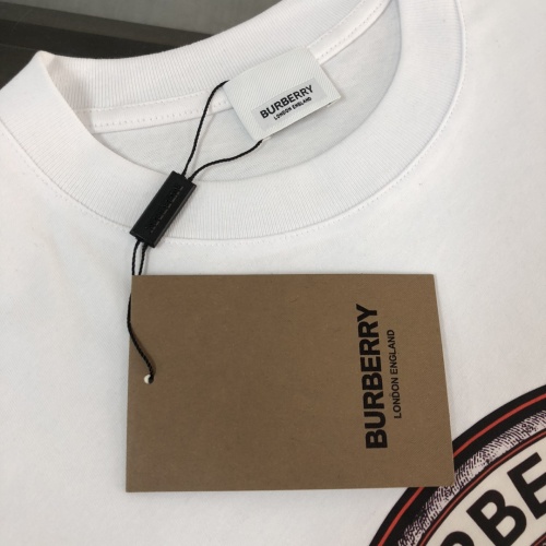 Replica Burberry T-Shirts Short Sleeved For Unisex #1231528 $40.00 USD for Wholesale