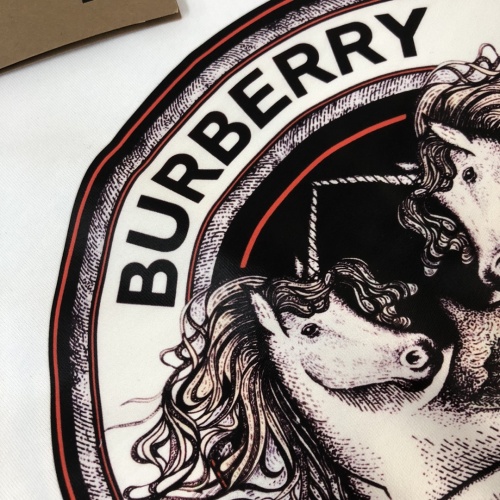 Replica Burberry T-Shirts Short Sleeved For Unisex #1231528 $40.00 USD for Wholesale