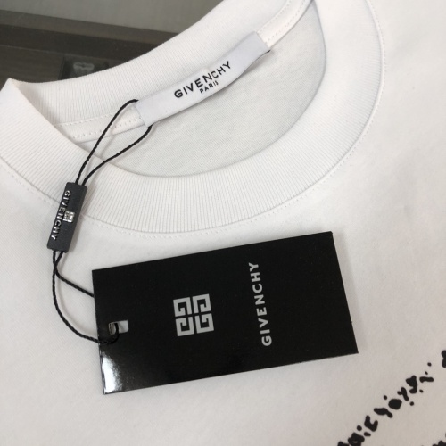 Replica Givenchy T-Shirts Short Sleeved For Unisex #1231587 $40.00 USD for Wholesale