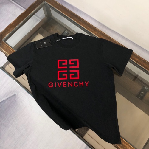 Givenchy T-Shirts Short Sleeved For Unisex #1231595 $40.00 USD, Wholesale Replica Givenchy T-Shirts