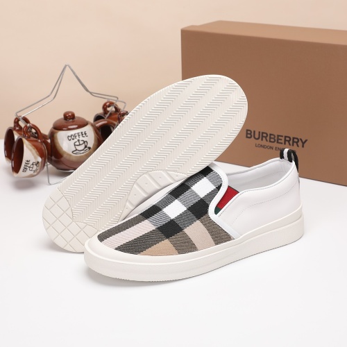 Replica Burberry Casual Shoes For Men #1231596 $64.00 USD for Wholesale